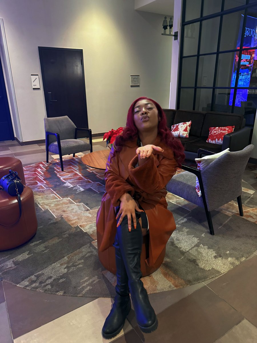 CallMeHennyc_'s tweet photo. 🦈 shit only 🍒 https://t.co/DZEAuyr3zW