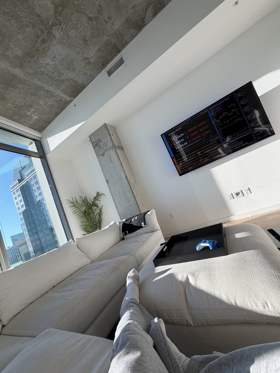 ELGringóPatron tweet media