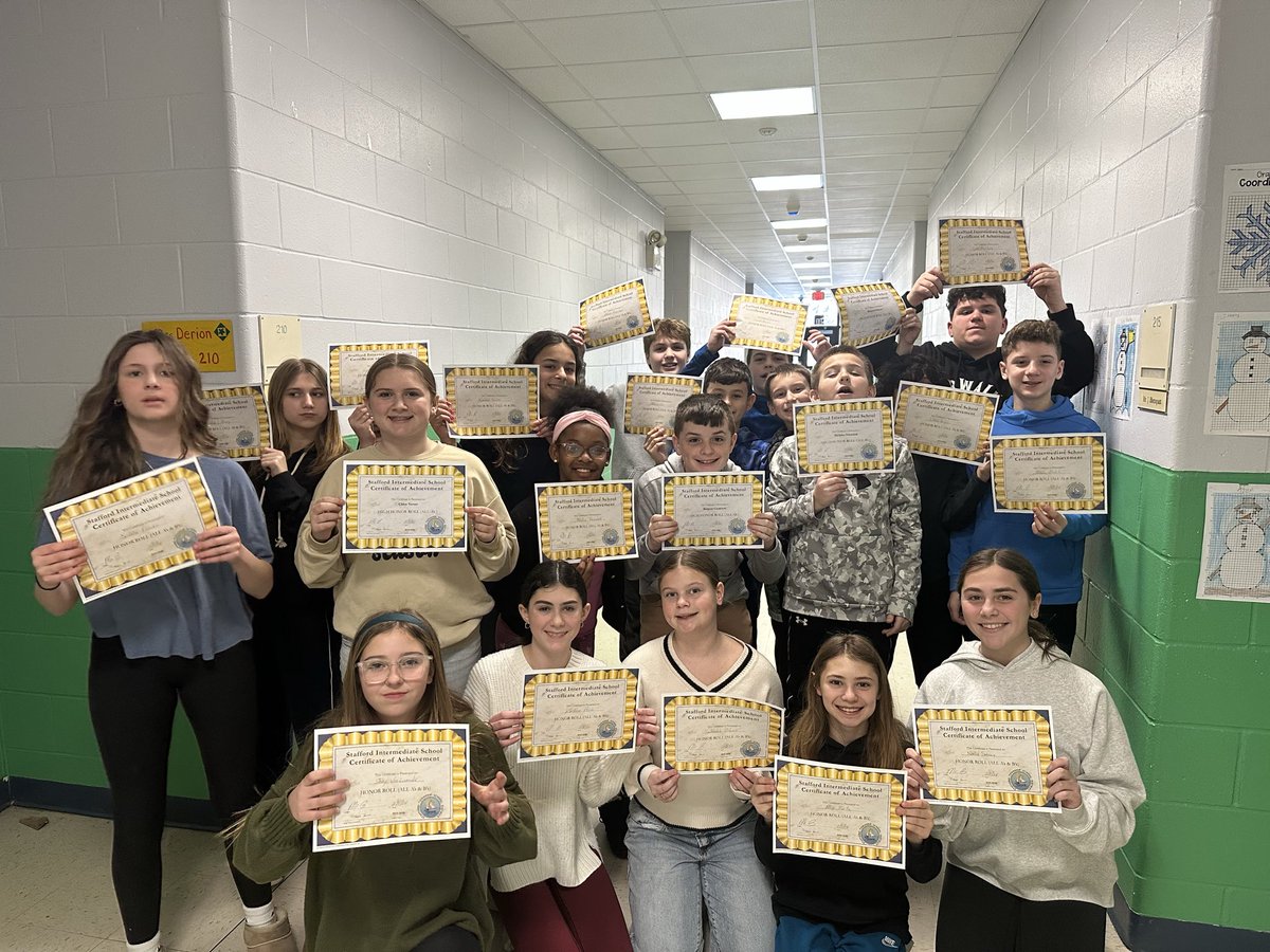 OGB10_7's tweet photo. Congratulations 6J second marking period Honor Roll!👏 https://t.co/cp0cPLXGUh