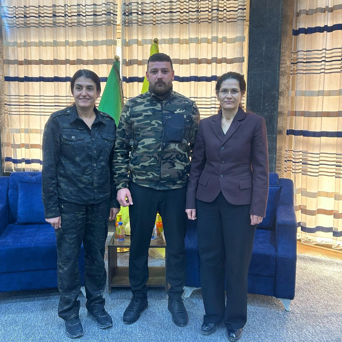 Bugün sadece bir yerde değilim; bir halkın acısında, umudunda ve direncindeyim.
İlham Ahmed’in taşıdığı irade, Rohilat Efrin’in yüreğiyle DAEŞ çetelerine karşı büyüyen direniş, bu halkın onurudur.
Rojava halkı kendi haklarını tamamen kazanana kadar, DAEŞ çetelerine karşı verilen