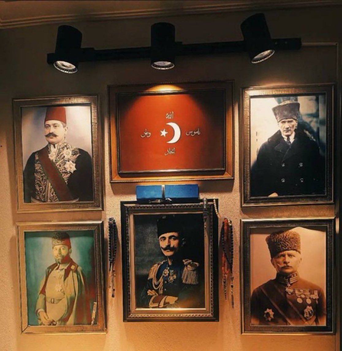 ❌ Yeni nesil ırkçı ve faşist yetişiyor.

✅ Yeni nesil terör propagandası yemiyor.