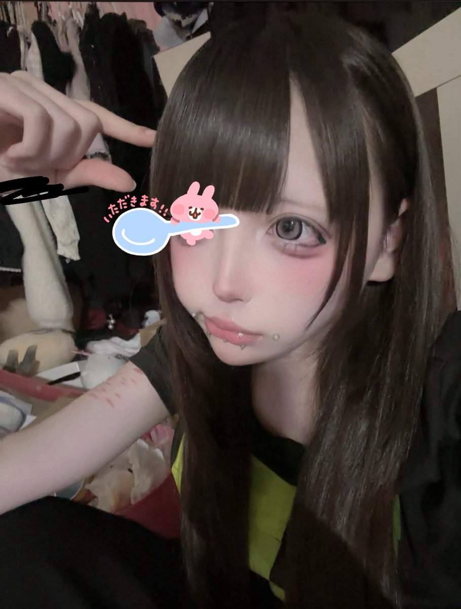 ゲロ吐き常習犯 tweet media