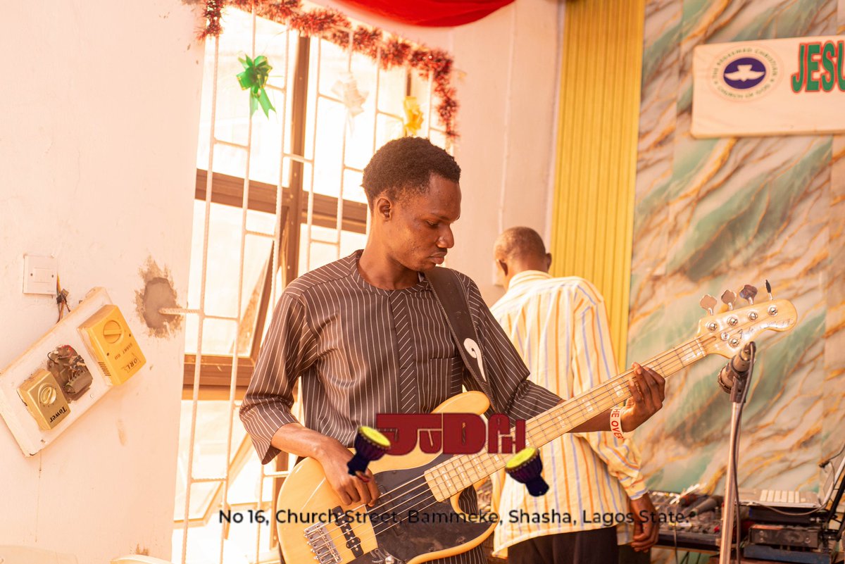 themove_revival's tweet image. Grace of praise was released in our midst from the ministry of Shalom Praise
Jesus was lifted high through our dances 
We praised! We released sounds of rejoicing The rhythm of praise will not be lost in our hearts #TheMoveGlobal
#Monthlyprayerchargemeetings 
#JanuaryeditionJUDAH