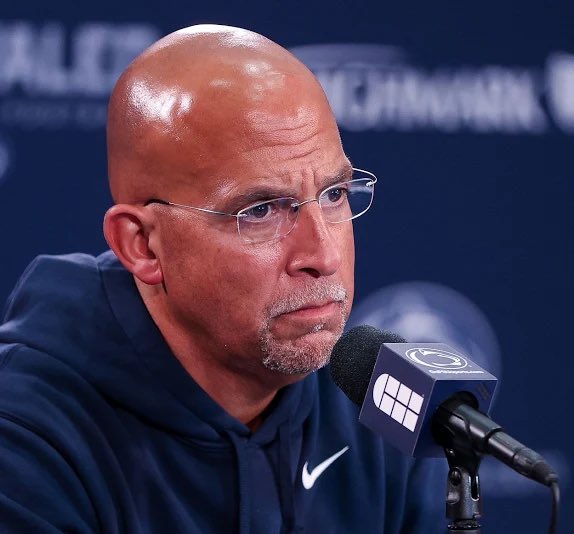 soupcaroline 🥣 tweet media