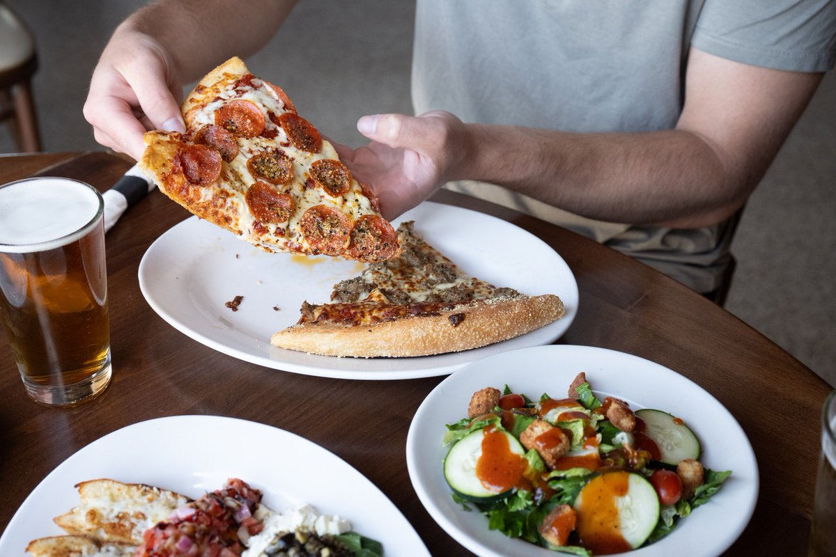 Green Mill tweet media