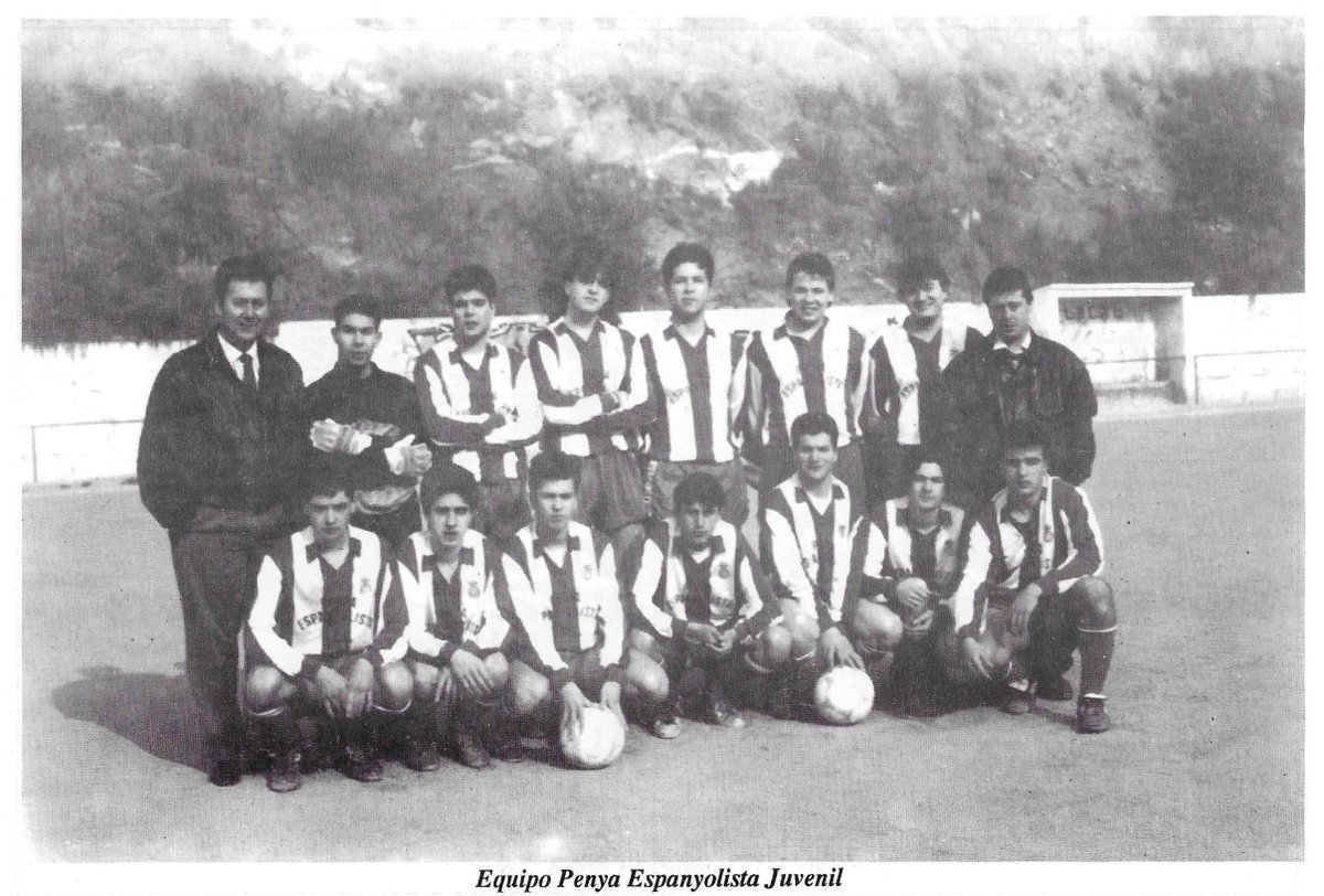 perezmasso's tweet photo. Avui, a Les Penyes de l'Espanyol, visitem Santa Coloma de Gramenet per conèixer, per una banda, la Penya Espanyolista, fundada l'any 1988 i organitzadora del 3r Aplec de Penyes del RCD Espanyol, l'any 1993. https://t.co/oJXwWQ1kt1 https://t.co/iN1V3CcUSz