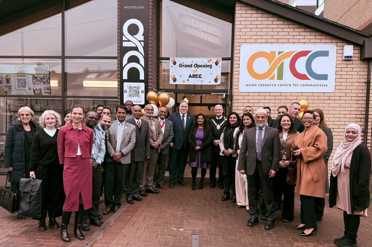 JasonForCroydon's tweet photo. Fantastic to be at the packed launch of the Asian Resource Centre for Communities community base in the former Broad Green Library.

This reflects my vision for libraries and community bases - run by the community, for the community, and places people are proud to call home. Importantly, this is still a library, now alongside amazing additional facilities including learning space, digital access, health and wellbeing activities, and room for community events.

What was once a library open just two days a week is now a community base open six days a week, bringing this much-loved building back to life at the heart of Broad Green and making it work for everyone. @ARCCLTD