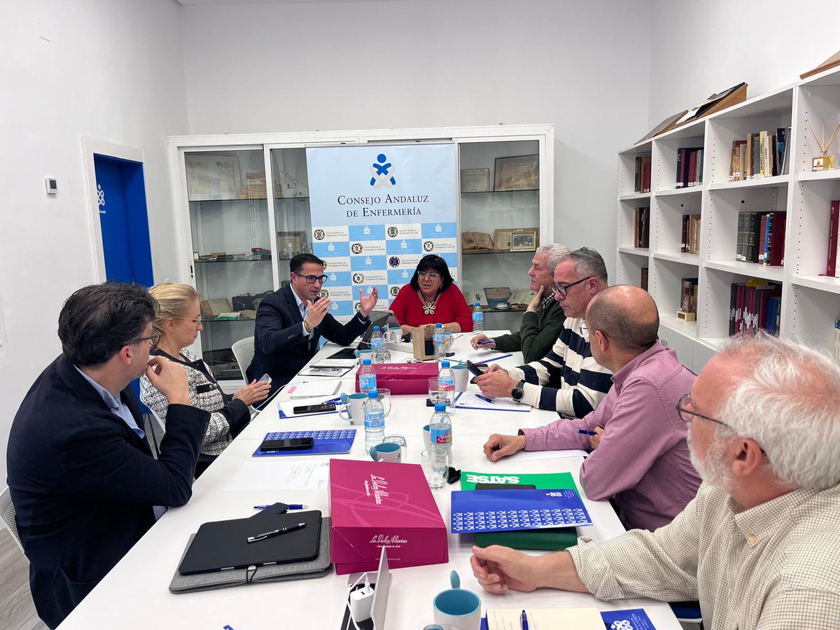 Colegio Enfermería Granada #UnaEnfermeraentuVida tweet media