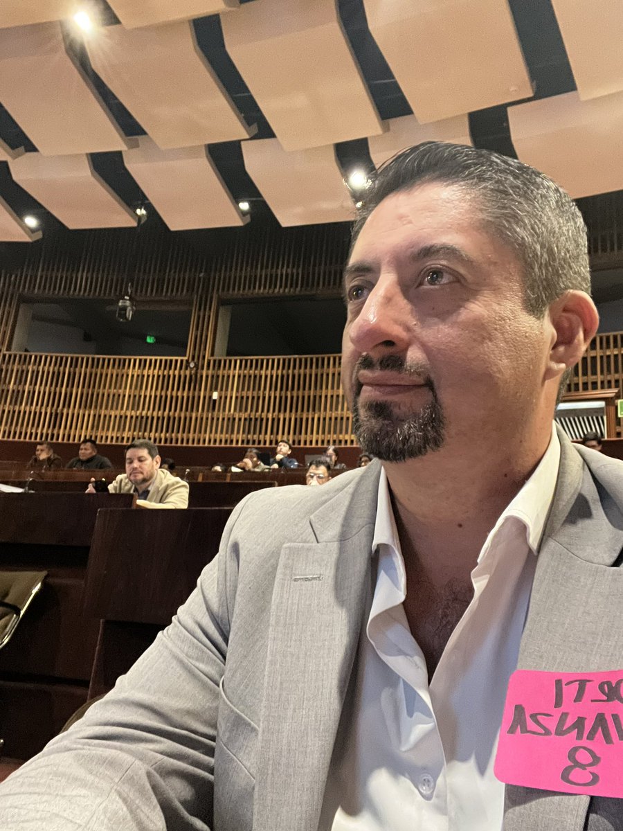 Participando en  Encuentro de Diálogo Interpartidario sobre Democracia y Participación en el Ecuador, organizado por la Fundación Friedrich Ebert (FES). <a href="/EcuadorFes/">Friedrich-Ebert-Stiftung en Ecuador</a> 

Analizando las condiciones actuales para la participación democrática, el rol de los partidos políticos y la