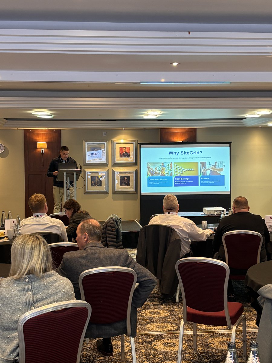 SiteGrid tweet media