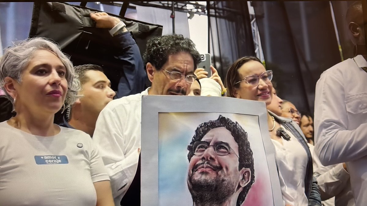 El escudo de la vida: «Medellín y Antioquia no regresarán al pasado». Somos 2: este 8 de marzo vote senado y cámara <a href="/PactoHistorico/">Pacto Histórico Colombia</a>