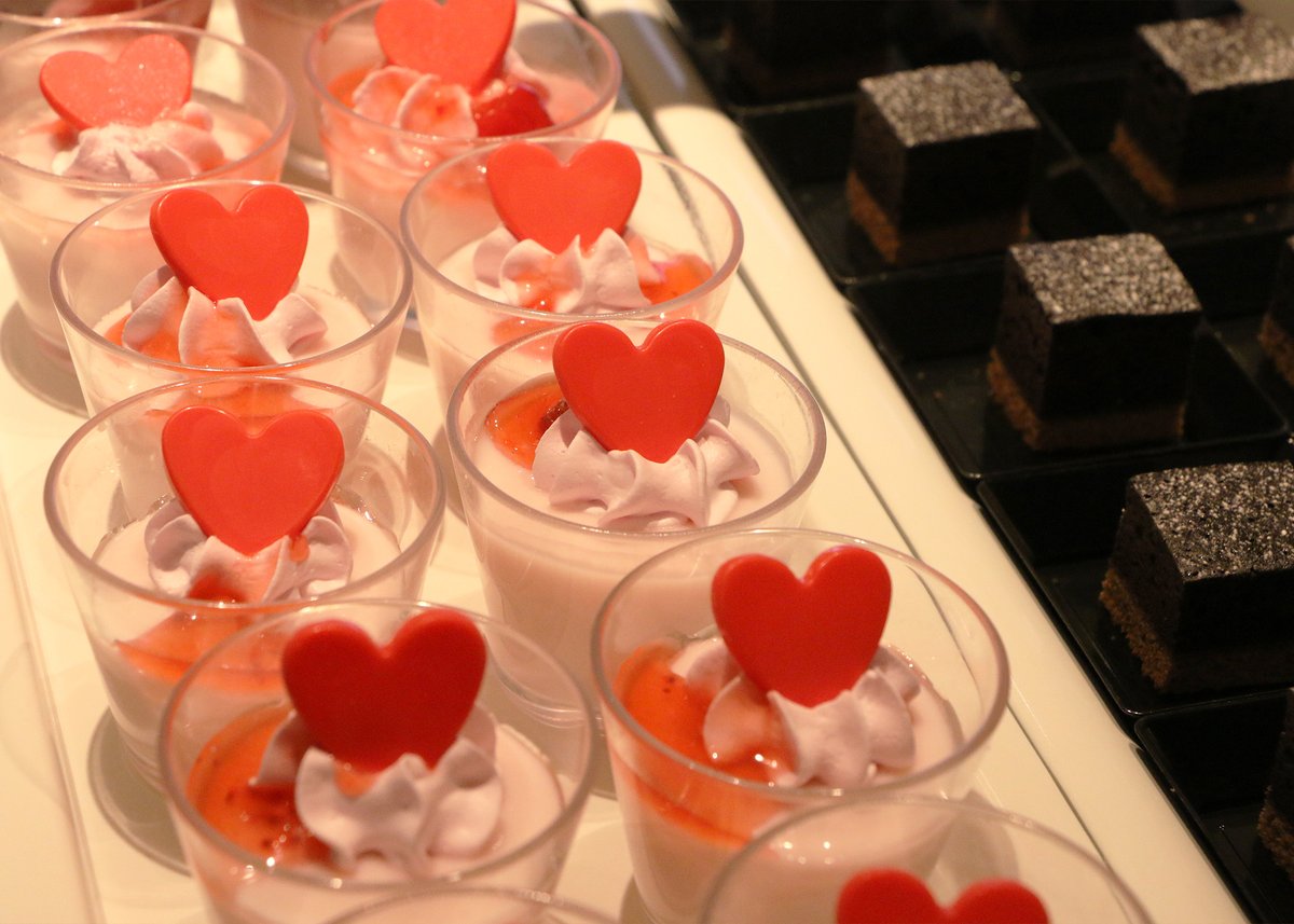 明日2月14日のバレンタインデー♪
秀峰館8階 ブッフェレストラン「ASAYA GARDEN」の夕食ブッフェでは、先日よりバレンタイン仕様のスイーツが登場しました！

▼今日のブログはこちら
asaya-hotel.co.jp/blog/3507/