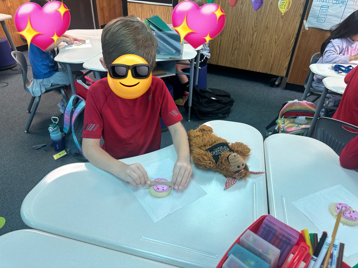 Ms. Mican tweet media