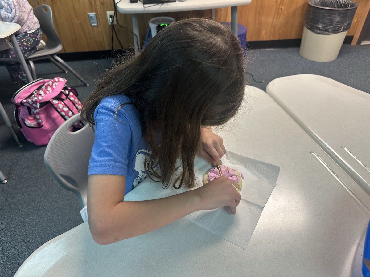 Ms. Mican tweet media