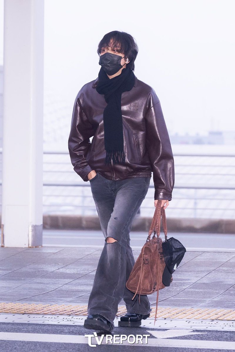 haechanprints's tweet image. OH WOW LEE HAECHAN