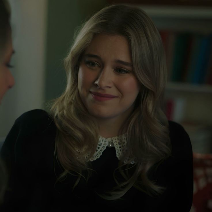 ⠀        
           ePERO- ¿qué? ¿boda? dios mío betty, AAAAAAAAAAH.