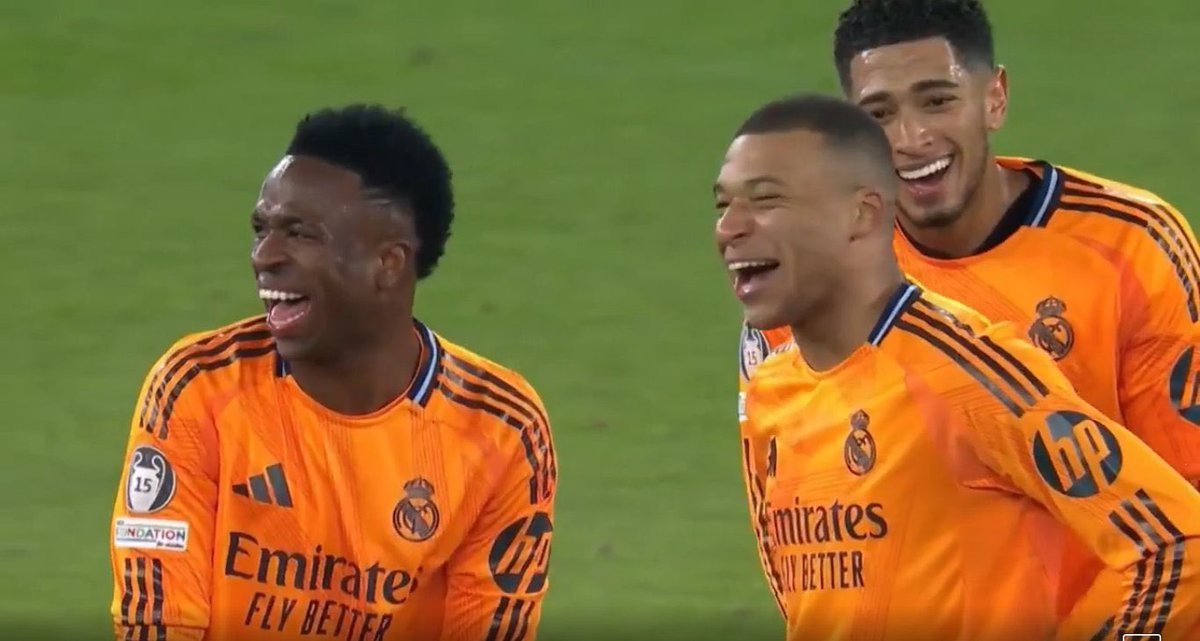 ekpetegideon's tweet photo. @UTDTrey Somebody say pain 😂😂🥵🥵🥵 https://t.co/ZulefSuzDv