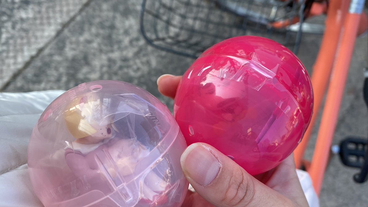 よしこ tweet media