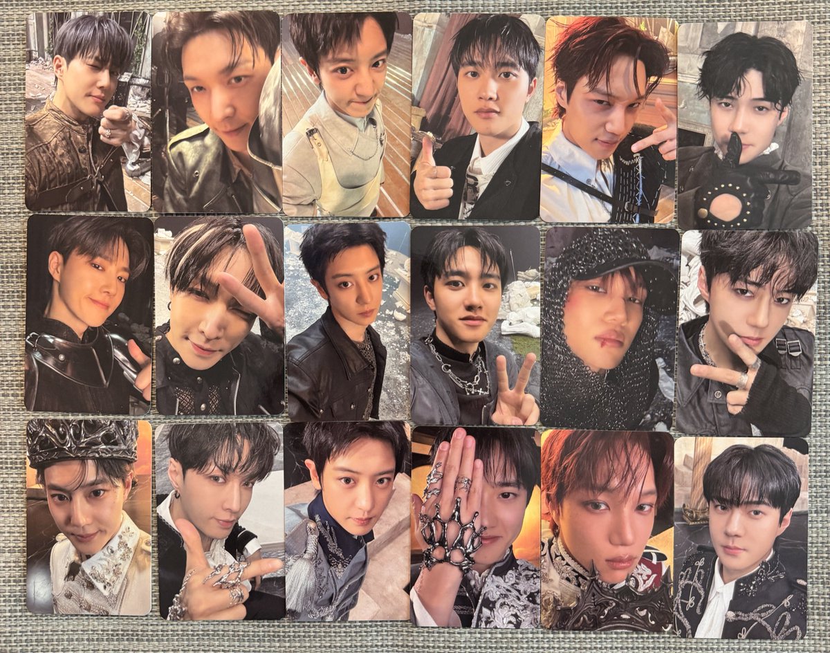 今回のEXO REVERXE EX-VISION Ver.のトレカは裏もものすごく可愛い