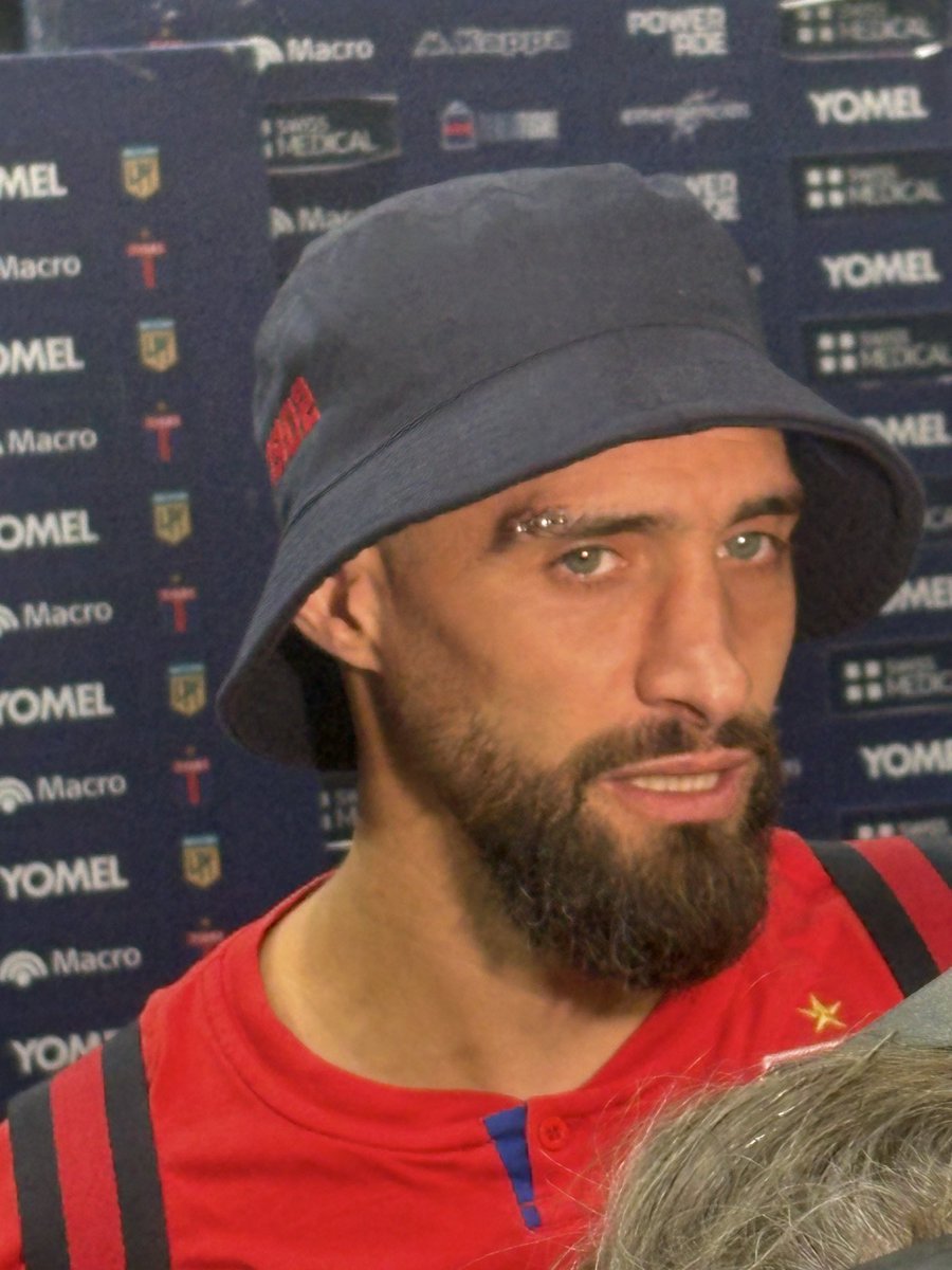 #Tigre
La ceja derecha de  Laso. Dejando todo!!