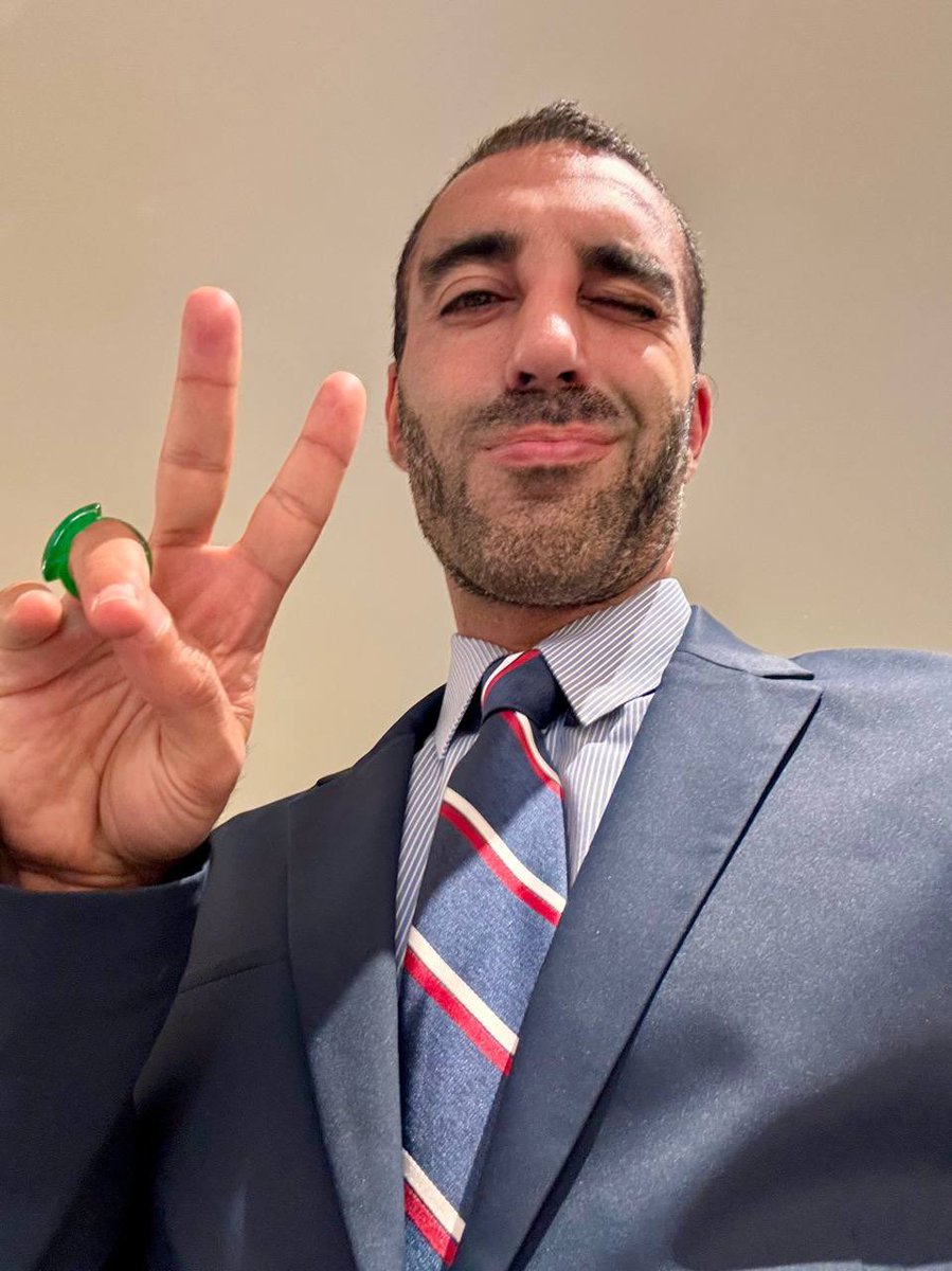 Cuando fui Subsecretario de Turismo del Gobierno de México y encontré toda la corrupción de Miguel <a href="/TorrucoTurismo/">MiguelTorrucoMarqués</a> no me esperé años; fui a denunciarlo inmediata y personalmente a la que era Secretaria de la Función Pública <a href="/Irma_Sandoval/">Irma Eréndira Sandoval B.</a> quien amablemente me atendió.
Luego