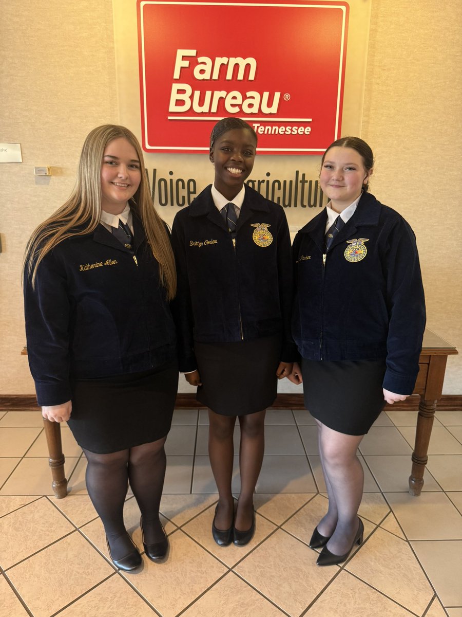 ohsffa1's tweet photo. So proud of our Agricultural Marketing Team for placing 🖐️ 5th at Regionals! 🌾💙

Brittyn Corlew
Allison Parker
Katherine Allen

Your hard work, creativity, and teamwork truly showed. We’re so proud of the way you represented us! 💛📊✨ #FFAProud #AgMarketing #BlueAndGold https://t.co/7UhU2zoSlp
