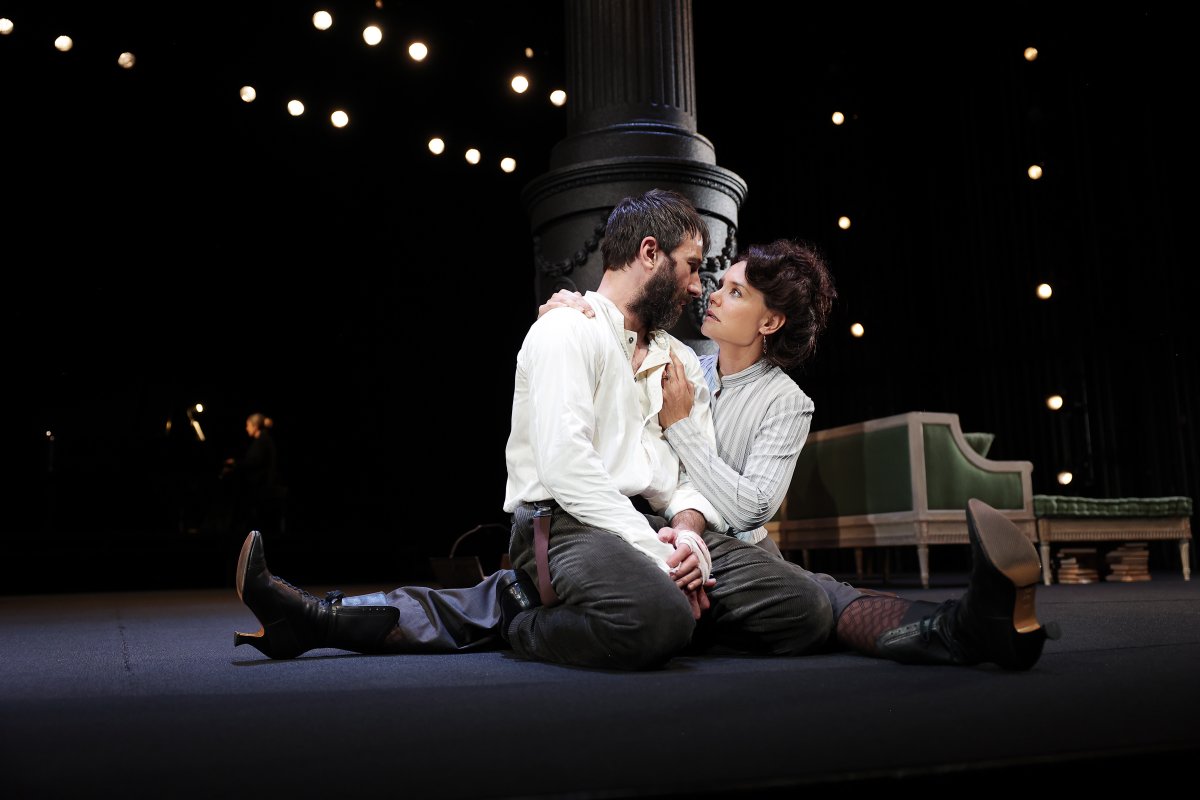 The Old Globe tweet media