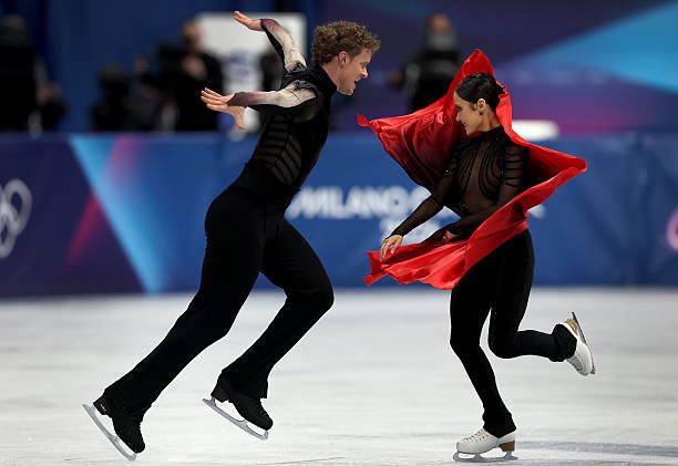 The Skating Lesson tweet media