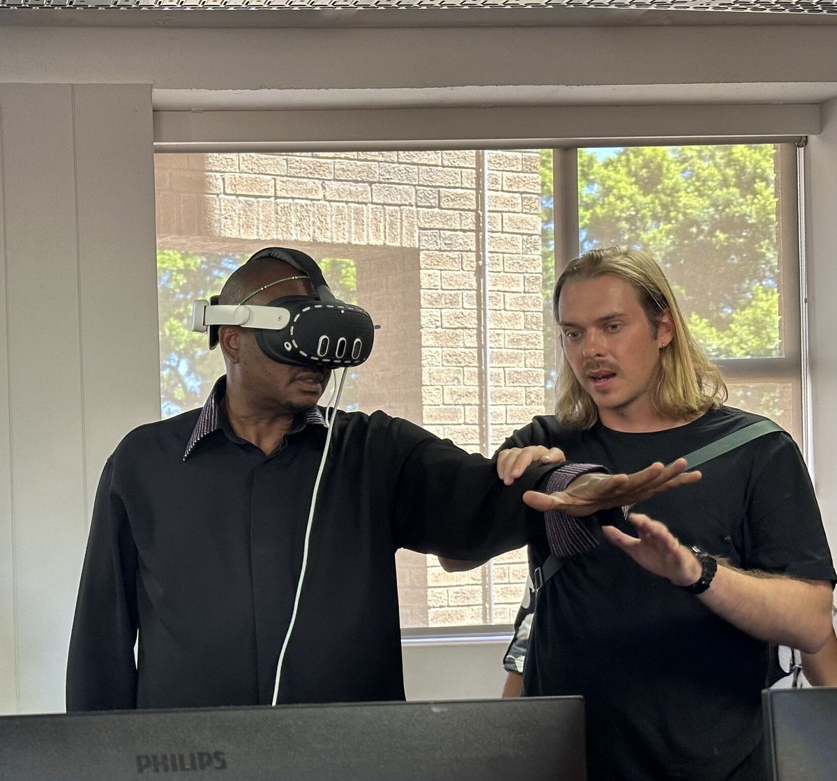 robben_island's tweet photo. Bringing History into the Future

Robben Island Museum visited the Immersive Zone at the University of the Western Cape as part of our collaboration using immersive technology to share the powerful stories of former political prisoners and their families. https://t.co/T4eLrHcNta