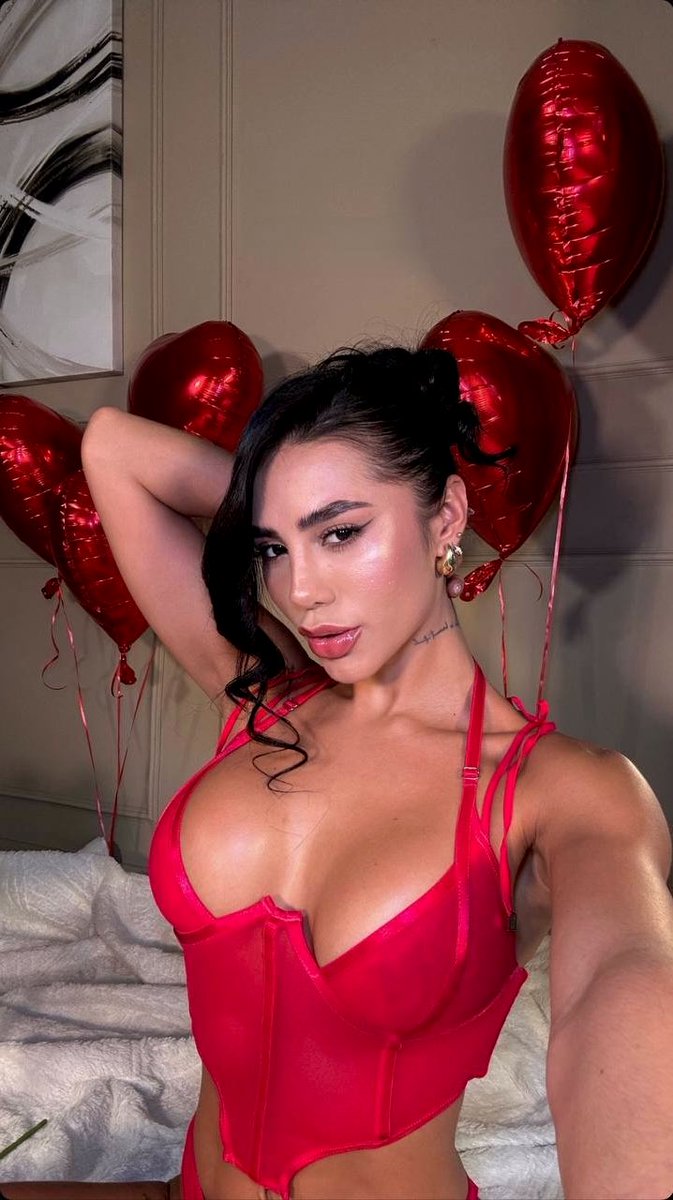 maqxxv's tweet photo. 𝓛𝓸𝓿𝓮 𝓶𝓮♥️ https://t.co/FScZQUwcNB
