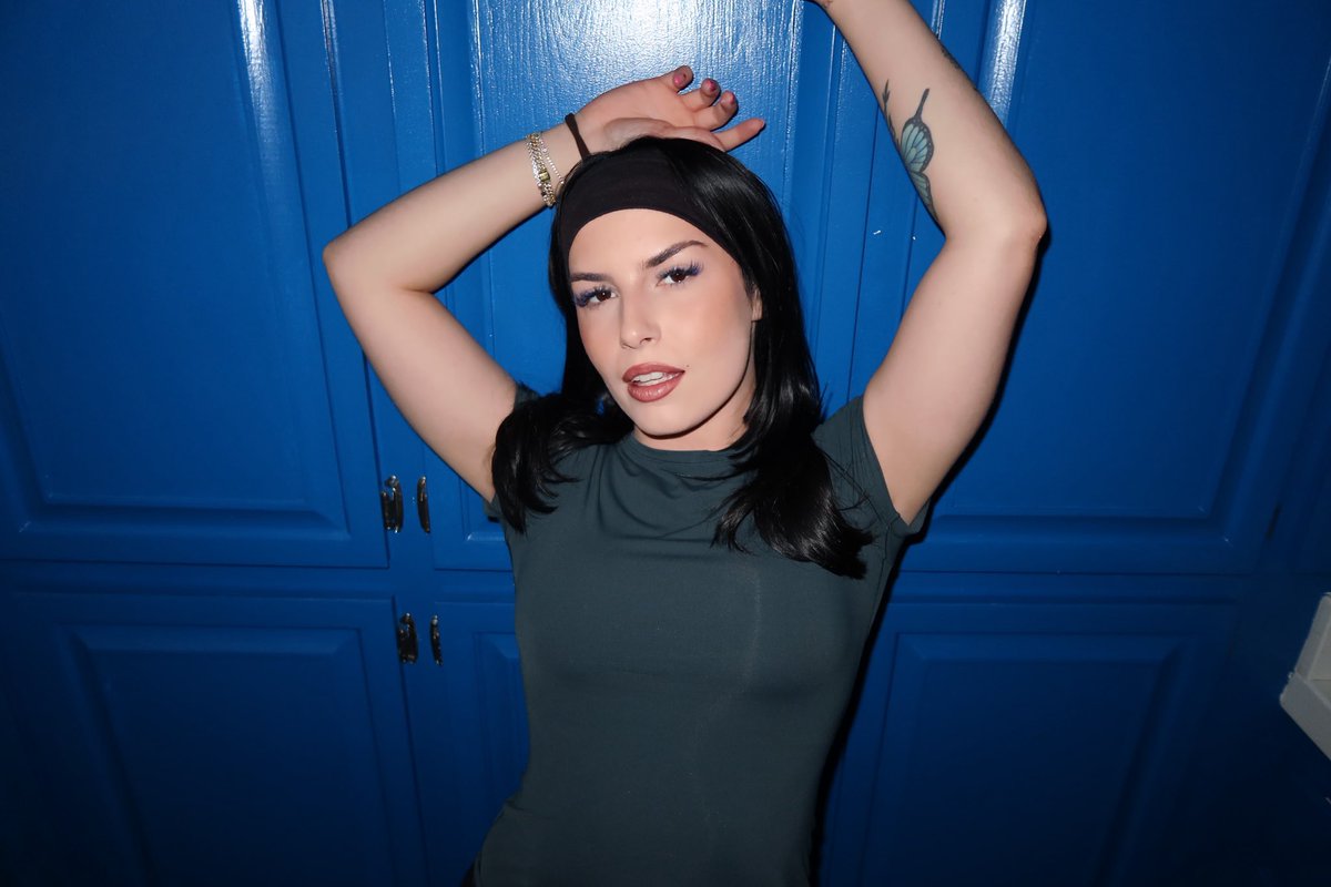 Chanel Camryn Quiver Queen 👑 tweet media