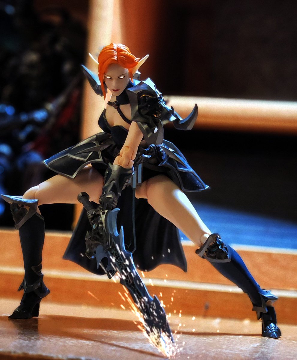 LiquidBelowZer0's tweet photo. @toypixx #maestrounion #sexyice2019 #sentineltoys #greyknight https://t.co/70cogJr94K