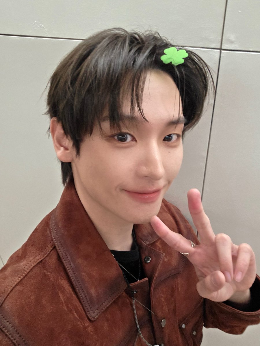 inseong_latte's tweet photo. ⚠️사기 주의⚠️

'여성을 위한 발렌타인데이 선물은 핸드크림이나 화장품을 추천'이라는 루머가 돌고 있습니다만, 
절대 믿지 마세요‼️

여성이 정말로 원하는 것은 
↓↓↓↓ https://t.co/f8B9Stw33U