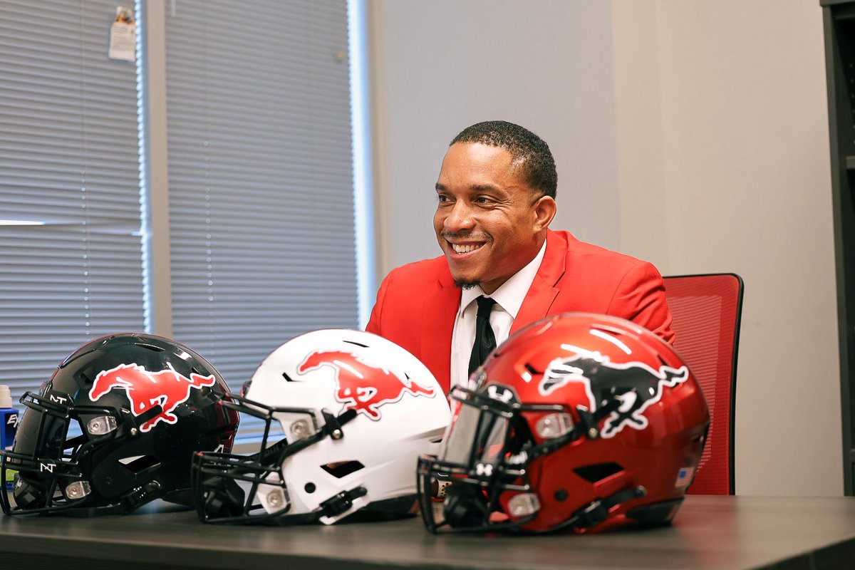 Peter Hopkins tweet media