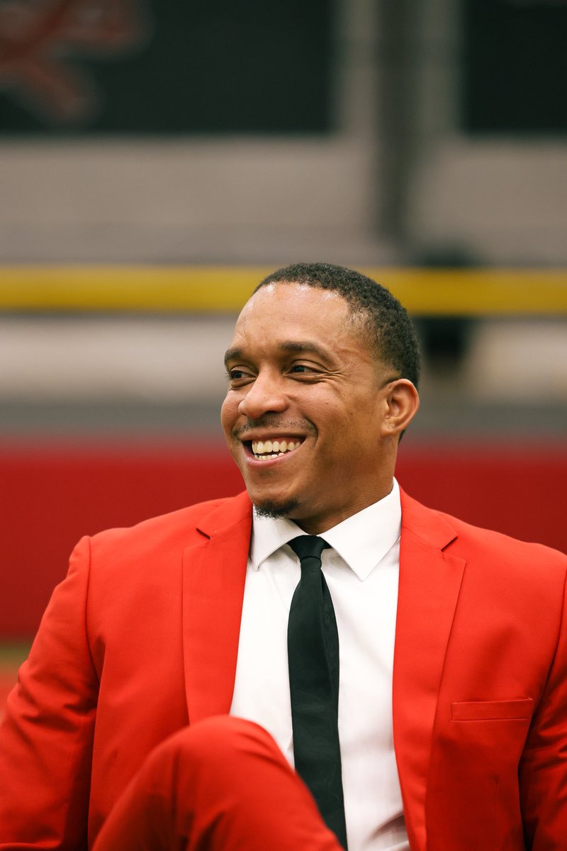 Peter Hopkins tweet media