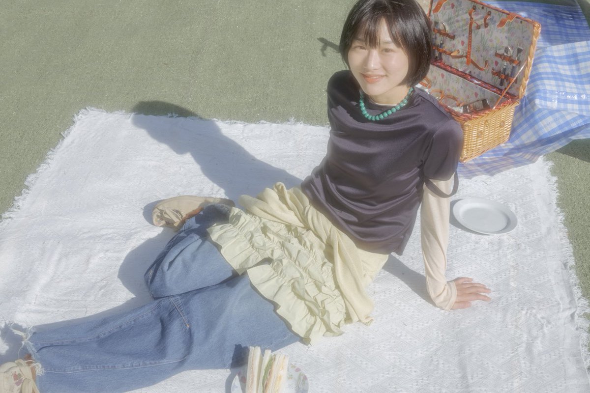 GINZA_magazine's tweet image. 【YouTube】韓国のクリエイター・Bomiが〈ユナイテッドアローズ〉とともに構想した架空のセレクトショップ「サンドイッチ」をオープン！WEBストア完成までの舞台裏を追うドキュメンタリーを前編・後編で公開中。#unitedarrows #UACURATED #pr

youtu.be/RGEd6npuITA