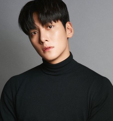 JCWPhilippines's tweet photo. [ARTICLE TRANSLATION]

“𝗝𝗶 𝗖𝗵𝗮𝗻𝗴 𝗪𝗼𝗼𝗸 𝗶𝘀 𝘁𝗵𝗲 𝗴𝗲𝗻𝗿𝗲”
𝗙𝗿𝗼𝗺 𝗿𝗼𝗺𝗮𝗻𝗰𝗲 𝘁𝗼 𝘇𝗼𝗺𝗯𝗶𝗲 𝘁𝗵𝗿𝗶𝗹𝗹𝗲𝗿𝘀, 𝘄𝗵𝘆 𝟮𝟬𝟮𝟲 𝗶𝘀 𝘀𝗵𝗮𝗽𝗶𝗻𝗴 𝘂𝗽 𝘁𝗼 𝗯𝗲 𝗵𝗶𝘀 𝗯𝗿𝗲𝗮𝗸𝗼𝘂𝘁 𝘆𝗲𝗮𝗿

#JiChangWook #지창욱 https://t.co/YoZ8AfiDhb