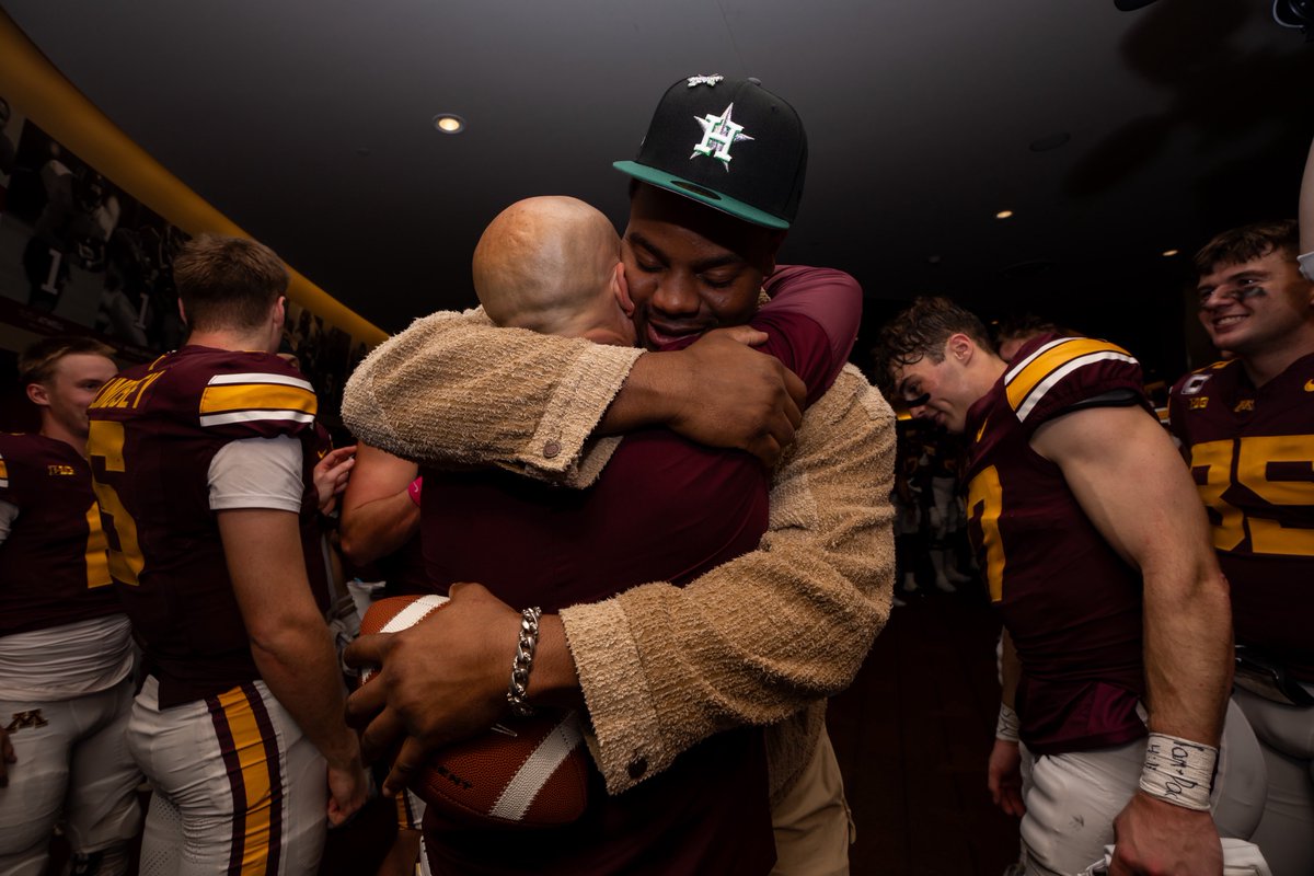 Minnesota Football tweet media