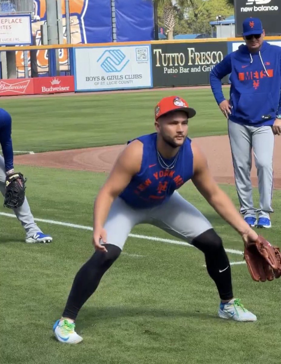 Fryedaddy/Frito tweet media