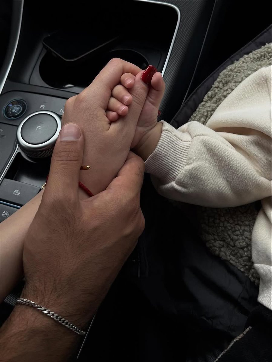 بحر 🌊 (@butterflless) on Twitter photo 