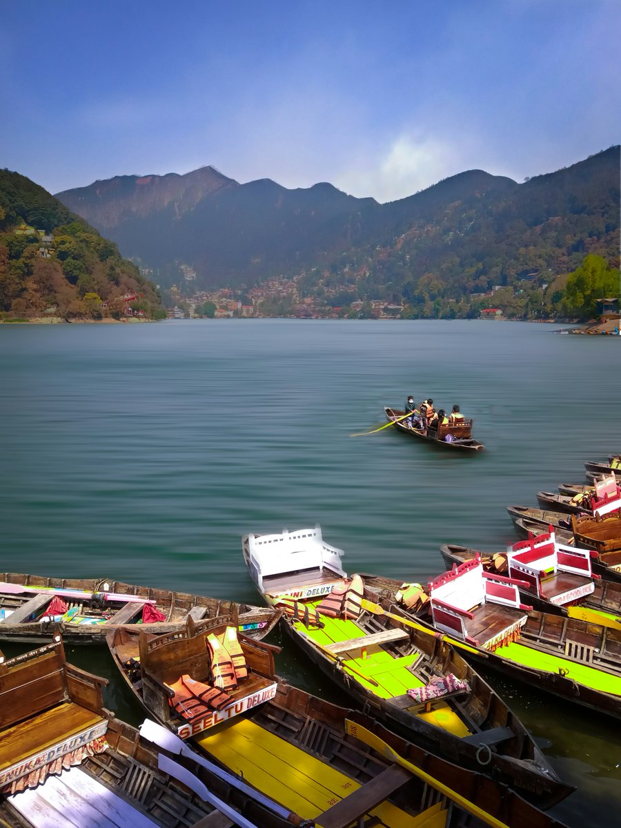Nainital – Lake District of India🛶🏞️

Why visit: Magical boating on emerald Naini Lake, breathtaking hill views &amp; refreshingly cool weather all year

Feels: Romantic &amp; deeply relaxing, like stepping inside a living painting🌿

Vibe: Perfect family getaway + ultimate couple’s