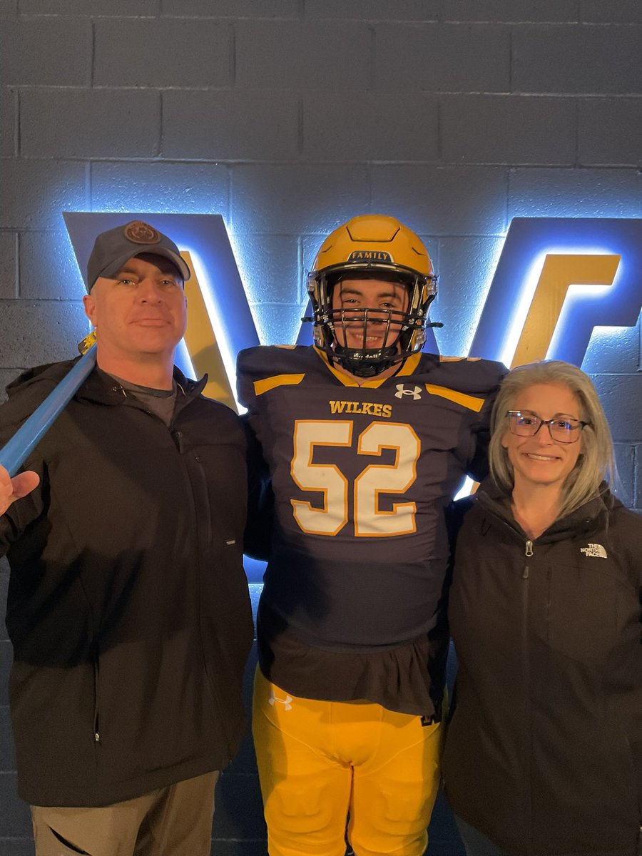 Ethan Brooks tweet media