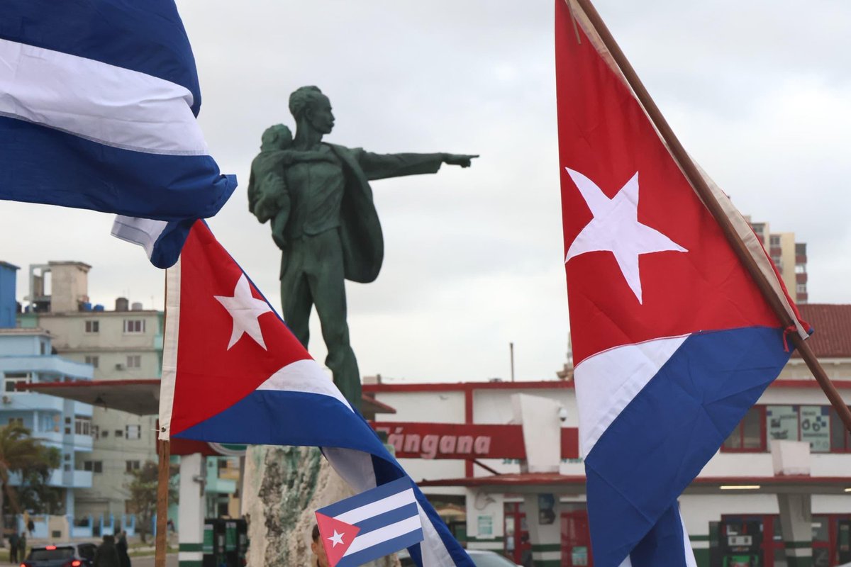📌 Partidos de todo el mundo suscribieron la declaración "¡Poner fin a la escalada de la agresión estadounidense contra Cuba!” 🇨🇺, impulsada por el Partido Comunista Portugués, reafirmando su apoyo inquebrantable con la Isla.

🔗: cubaminrex.cu/es/partidos-de…