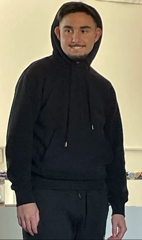 Hellombre 🦈 tweet media