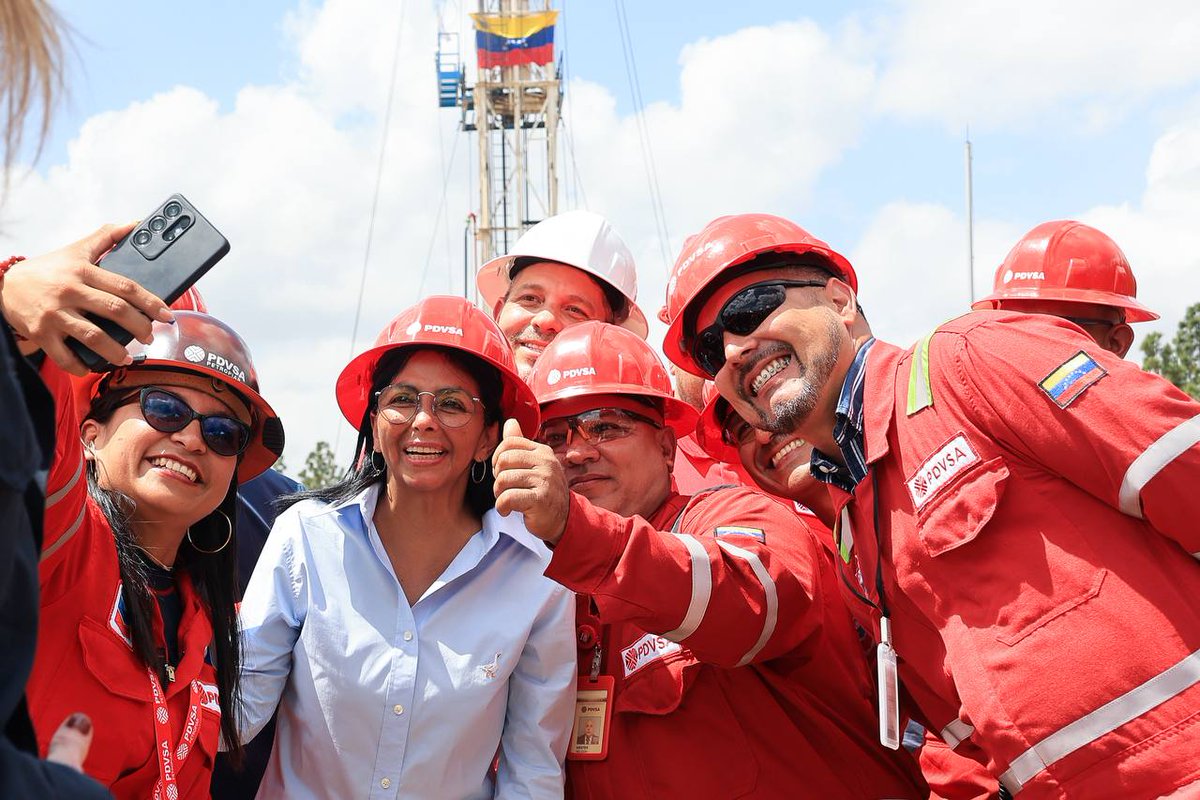 #Galería 📸 | Presidenta Encargada de la República Bolivariana de Venezuela, Delcy Rodríguez visitó la empresa mixta Petro Independencia de la Faja Petrolífera del Orinoco, junto a Christopher Wright, secretario de Energía de los Estados Unidos