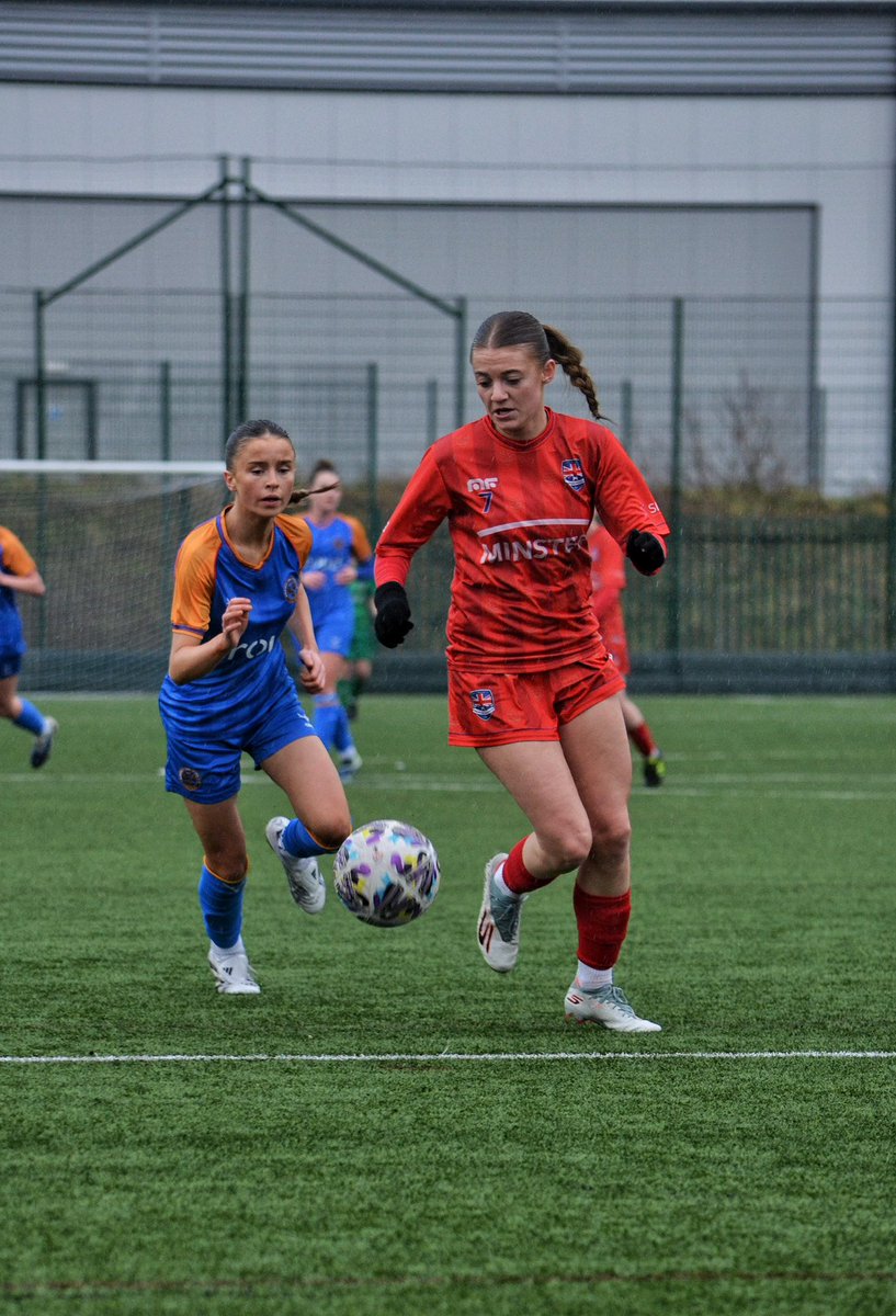 Jess Deakin tweet media