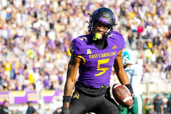 BestZykir's tweet image. Blessed to receive an offer from East Carolina University!!

@BigBody_Nas8 
@CoachButterECU 
@Coach_Hewitt86 
@BatmansButler44 
@CoachErn59