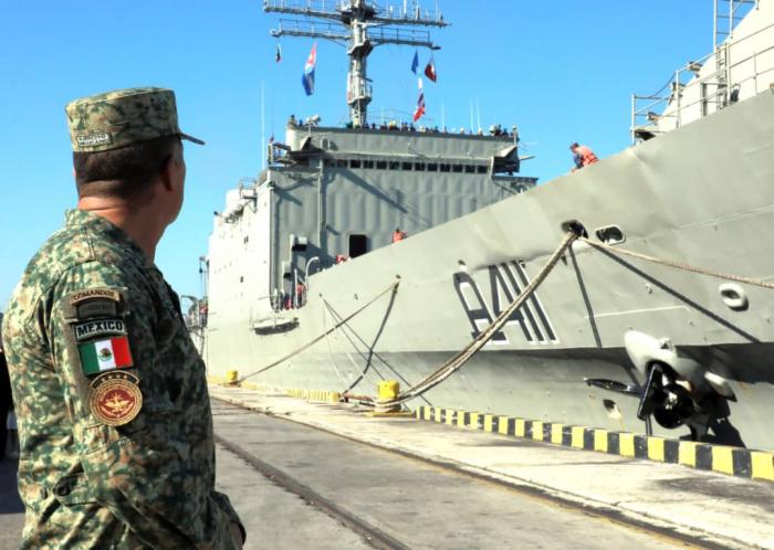 🇨🇺🇲🇽| Llegó a La Habana ayuda material enviada por México.
La ayuda material enviada a Cuba por el Gobierno de México, conformada por alimentos y otros insumos llegó esta mañana al puerto de La Habana. #CubaNoEstáSola #CubaCoopera #BMCGuineaBissau #UnidosXCuba #CubaVencerá
