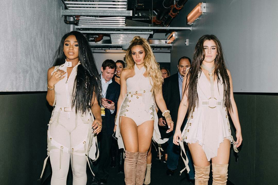 moodsofaquarius's tweet image. I love a “big 3” aura.