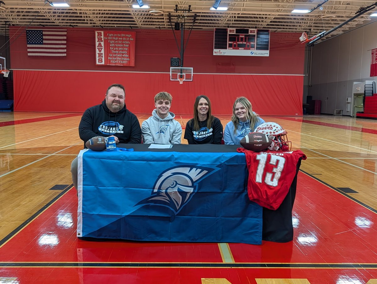 Britton Hecla Football tweet media